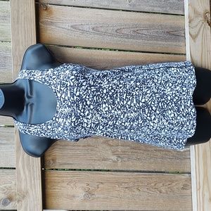 🏵️Lululemon Cracked Black and White Tank Top